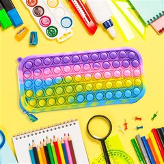 Какви са тези неща, които можете да поставите в силиконов молив?